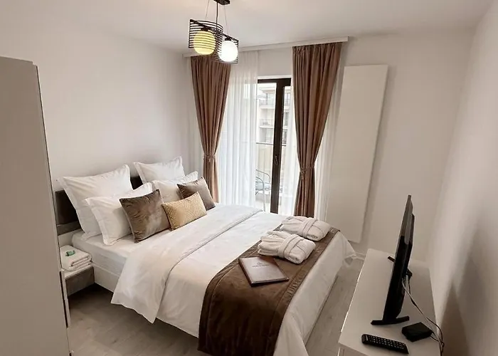 Apartment Cloud 9 *